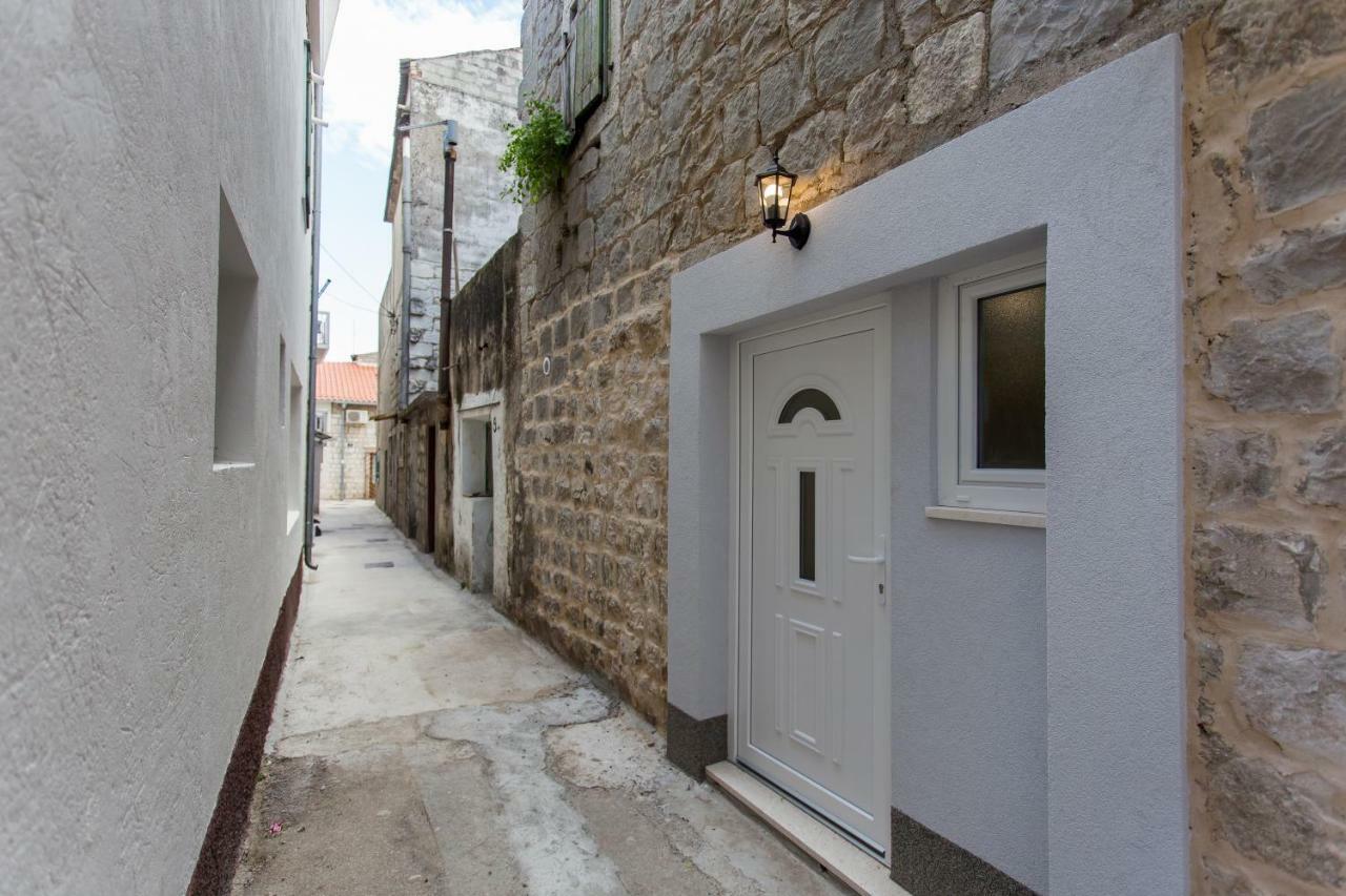 Studio Apartman "Brce" Kaštela Exterior foto
